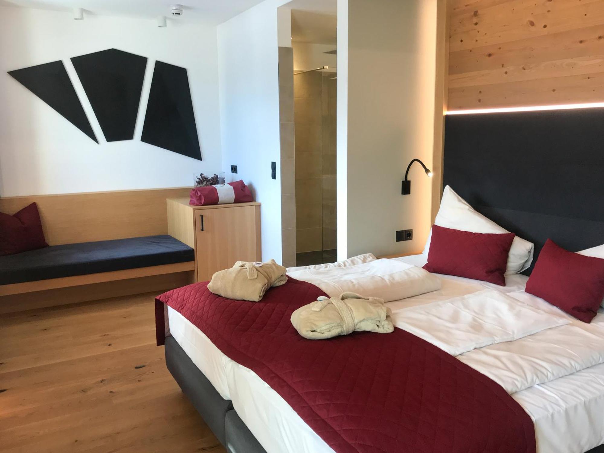 Superior King Room