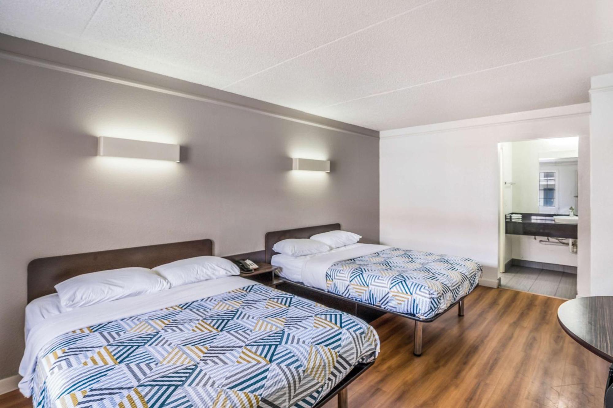Quadruple Room Disability Access Smoking