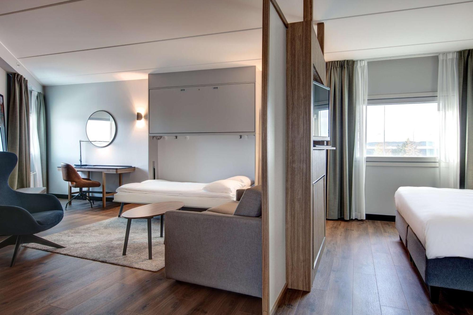 Quarto Família (2 Adultos + 2 Crianças)