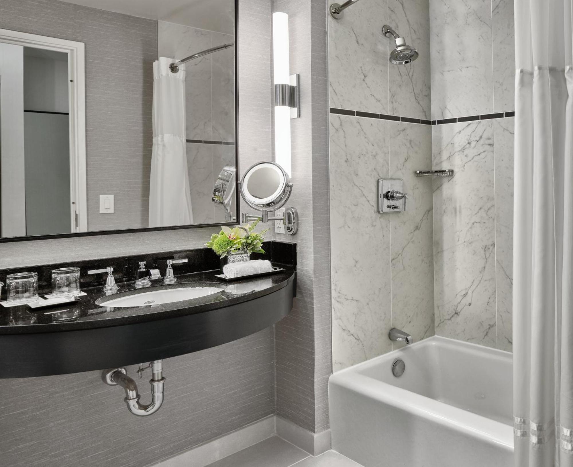 Quarto King Luxo