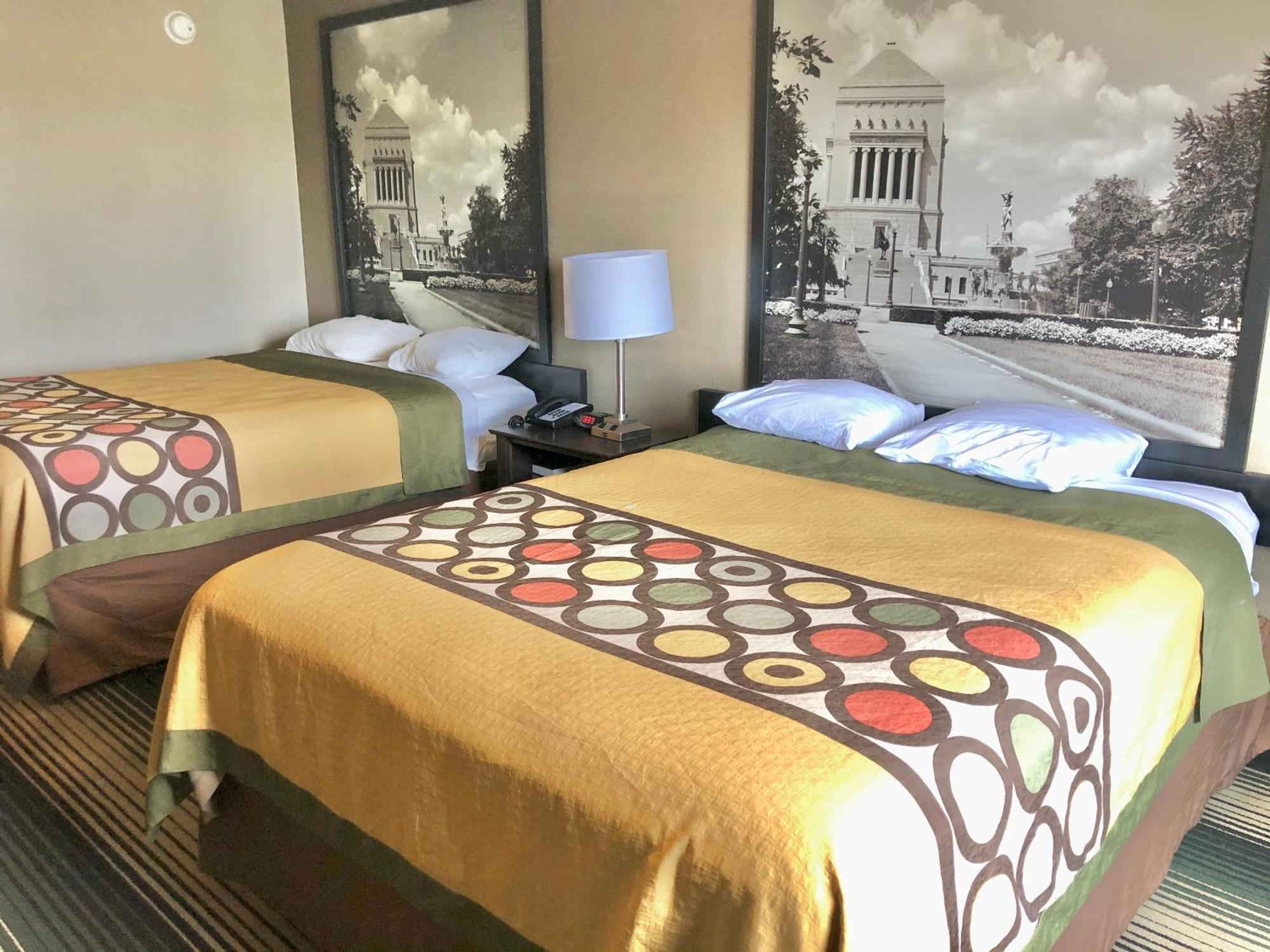 Queen Room Two Queen Beds Non-Smoking