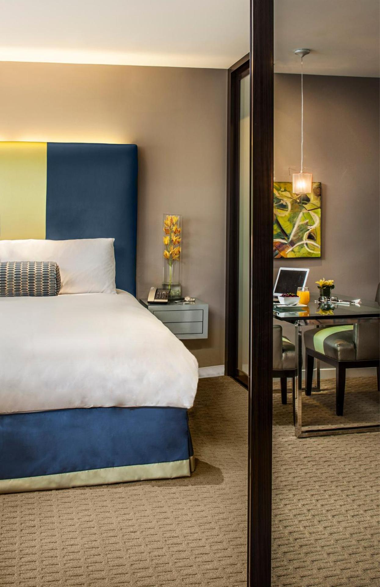 Superior One-Bedroom Suite,1742717276:JPEG