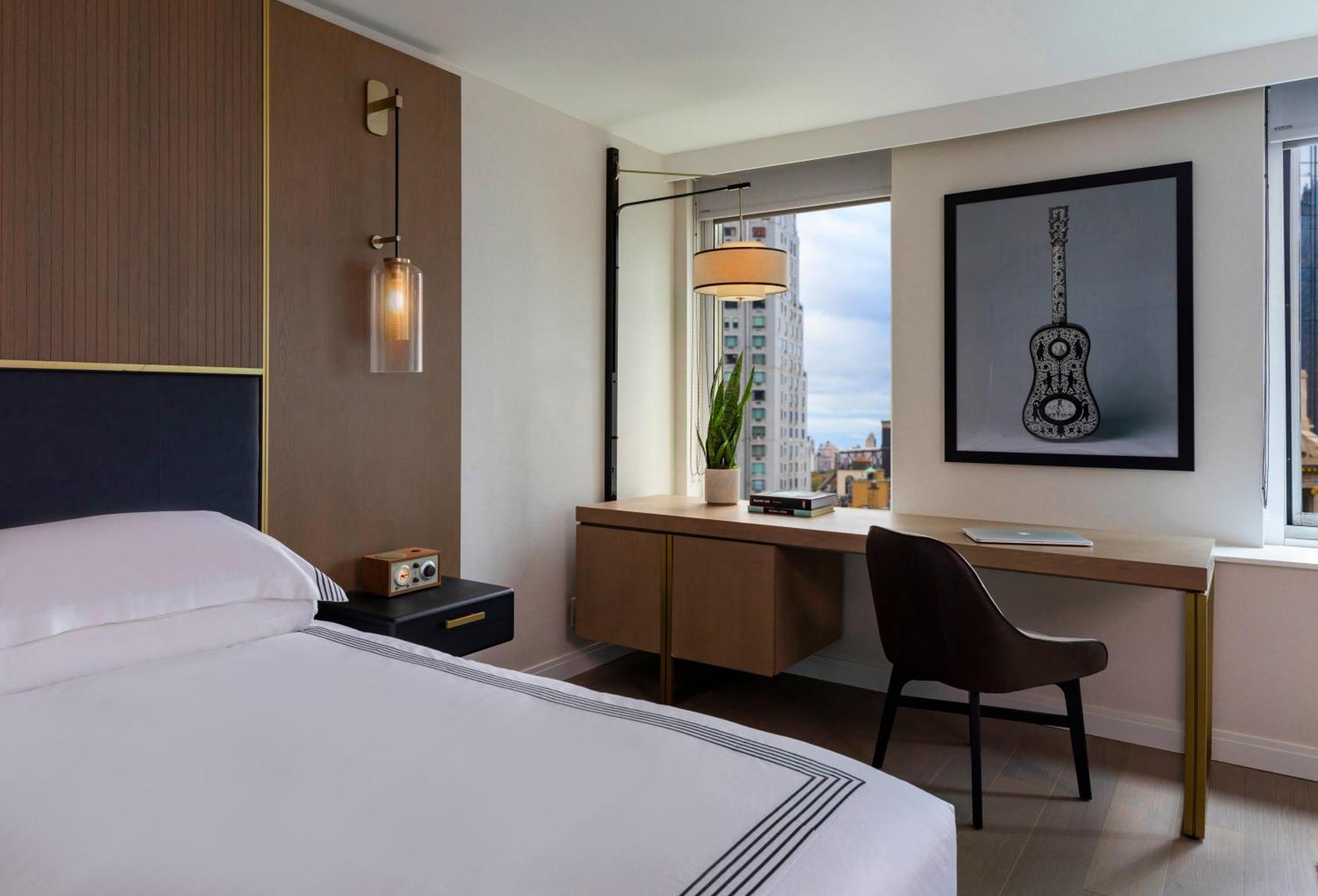 Deluxe King Room