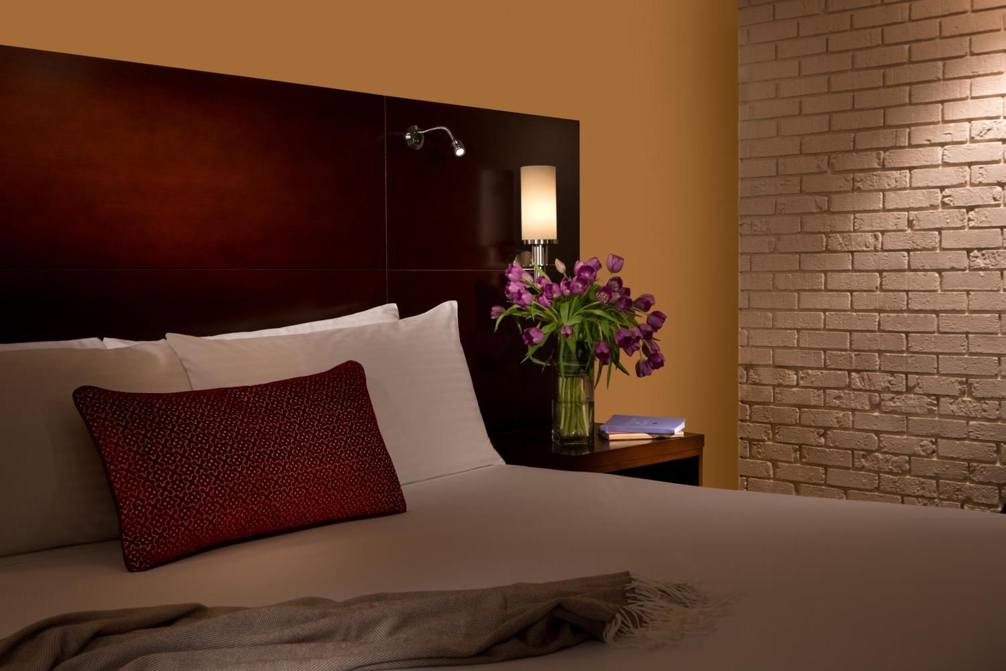 Deluxe Queen Room Two Queen Beds