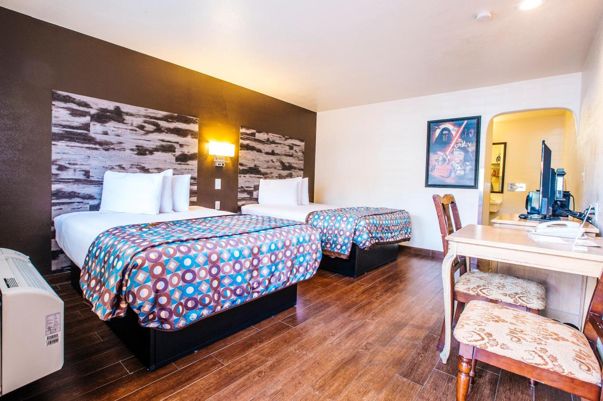 Standard Queen Room Two Queen Beds