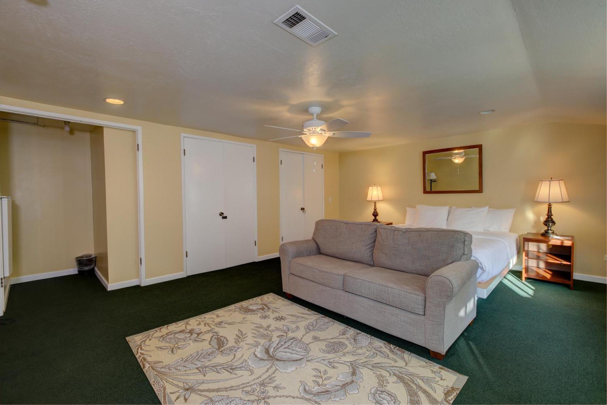 King Room Non-Smoking