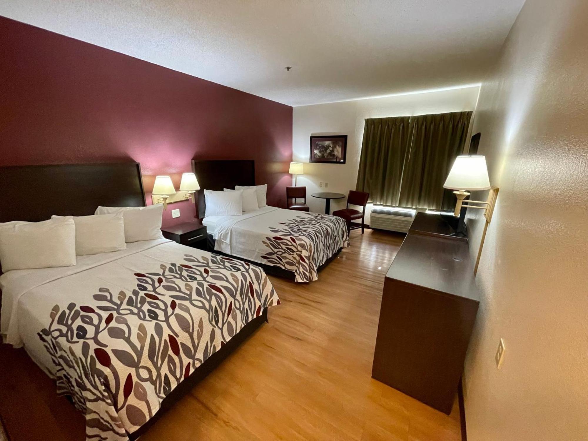 Deluxe Double Room with Two Double Beds - Non-Smoking