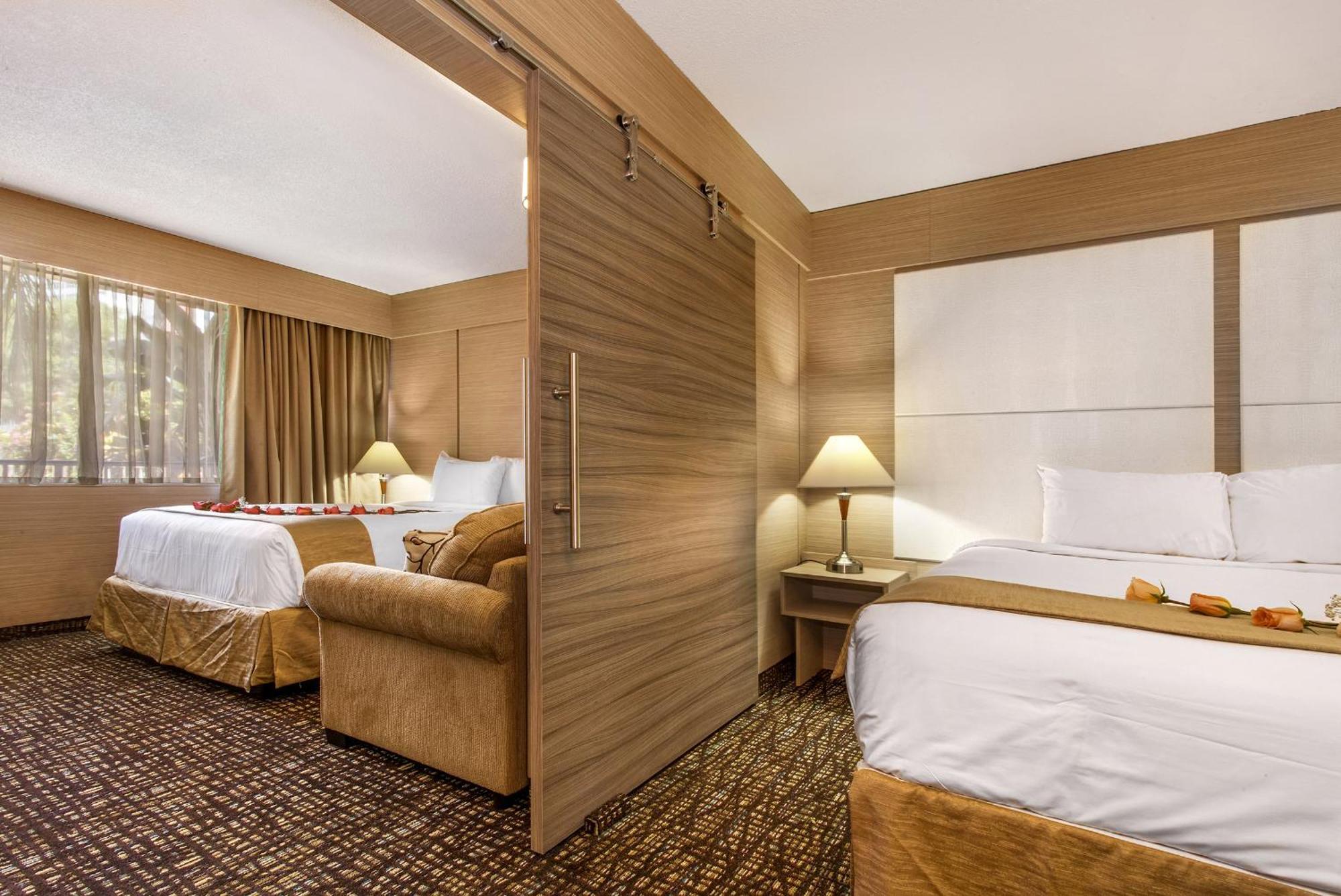 One-Bedroom Suite