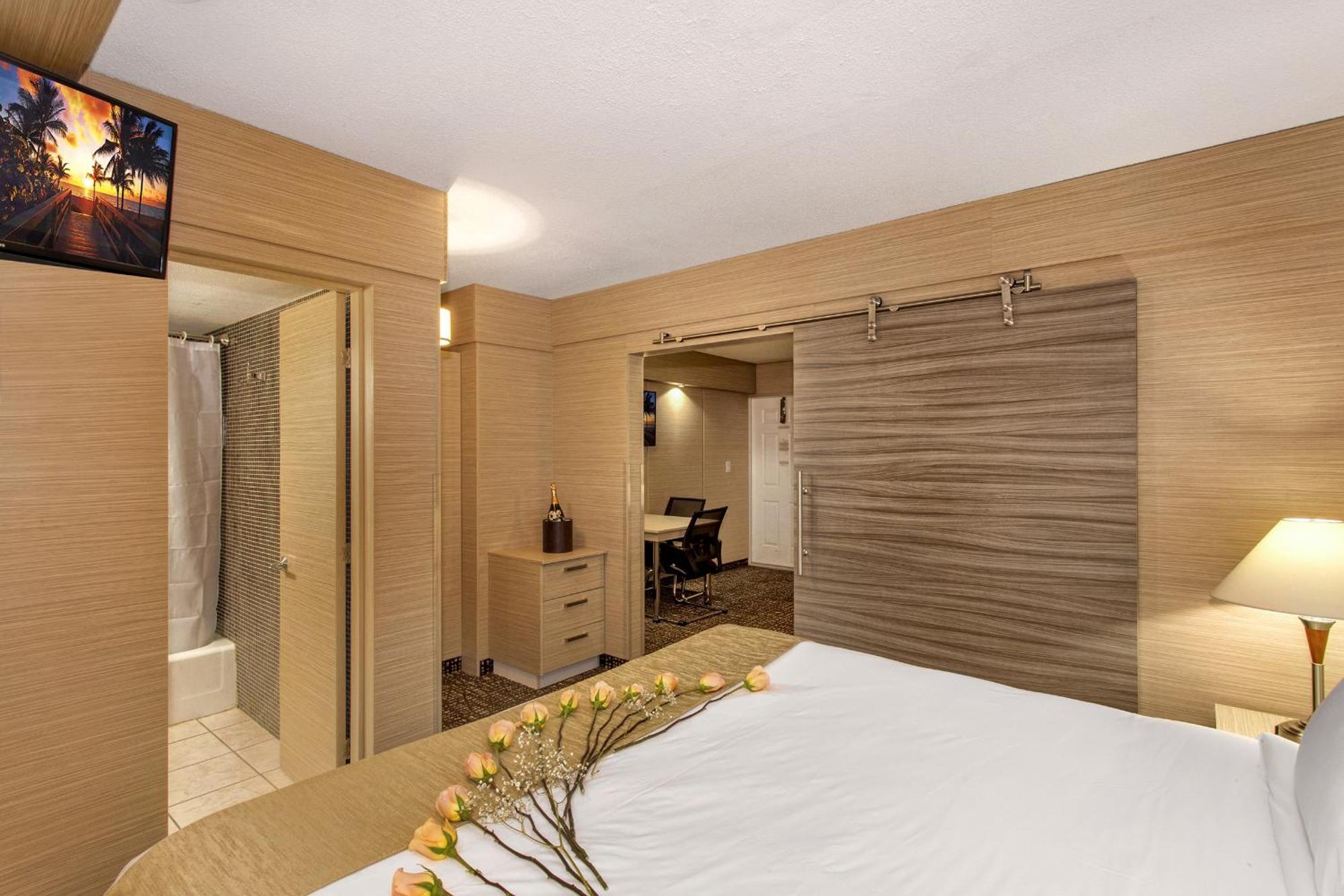 One-Bedroom Suite
