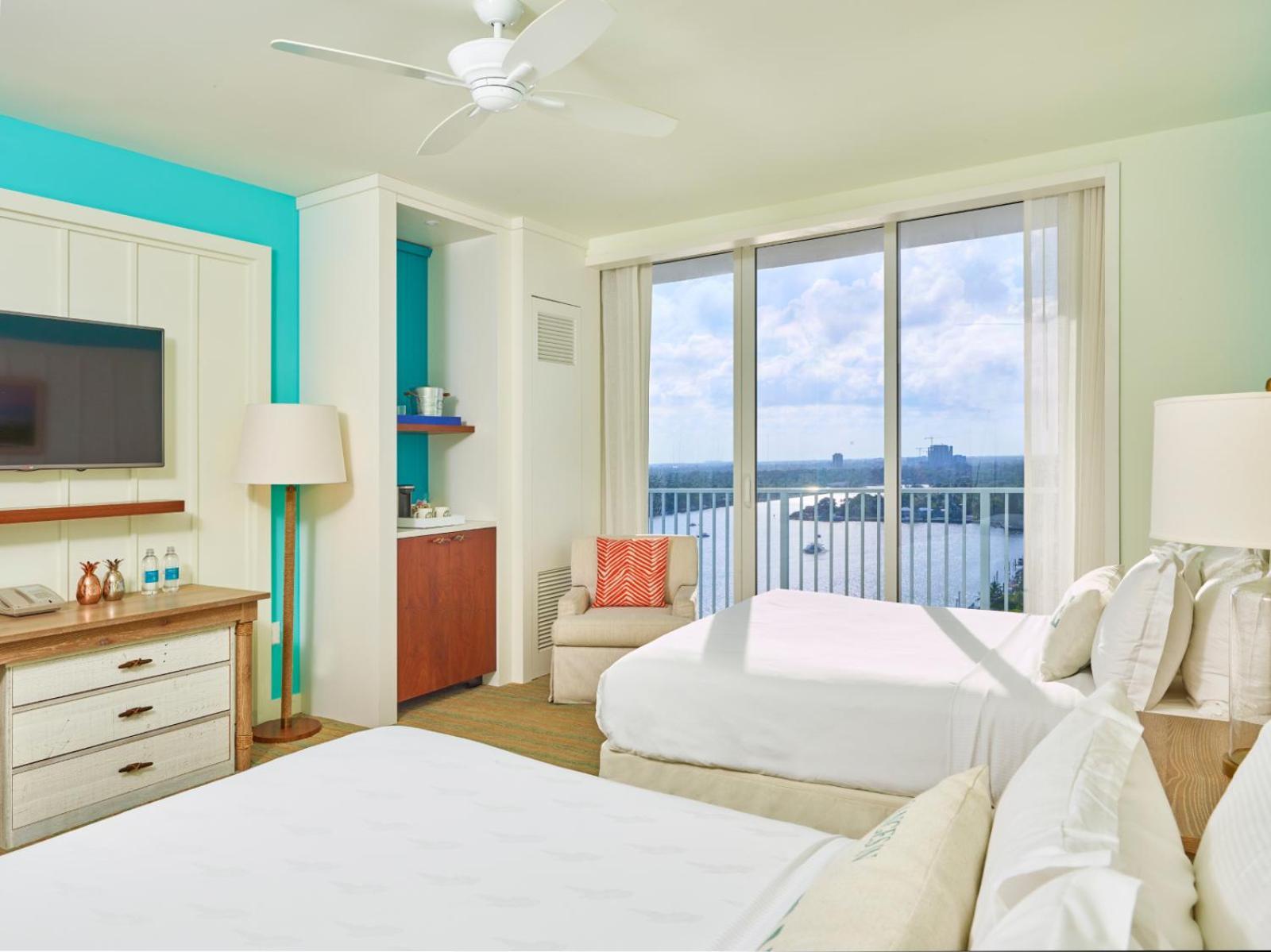 Sunset Queen Room Two Queen Beds Intracoastal View,1439207710:JPEG