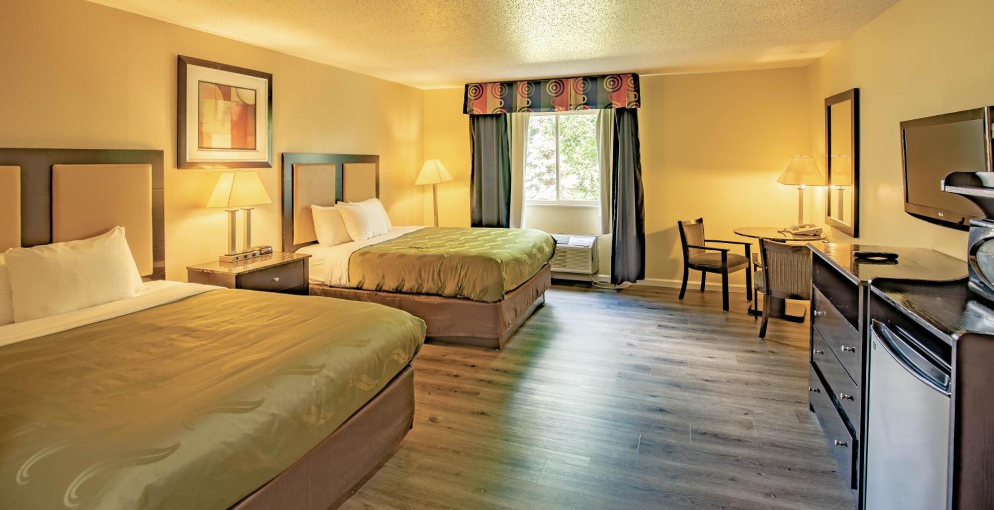 Standard Queen Room with Two Queen Beds - Non Smoking