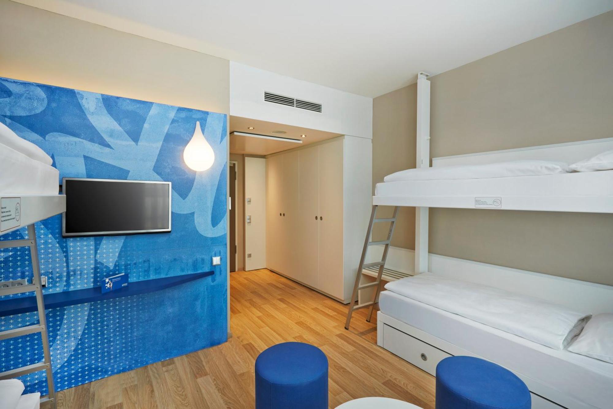 Comfort Quadruple Room