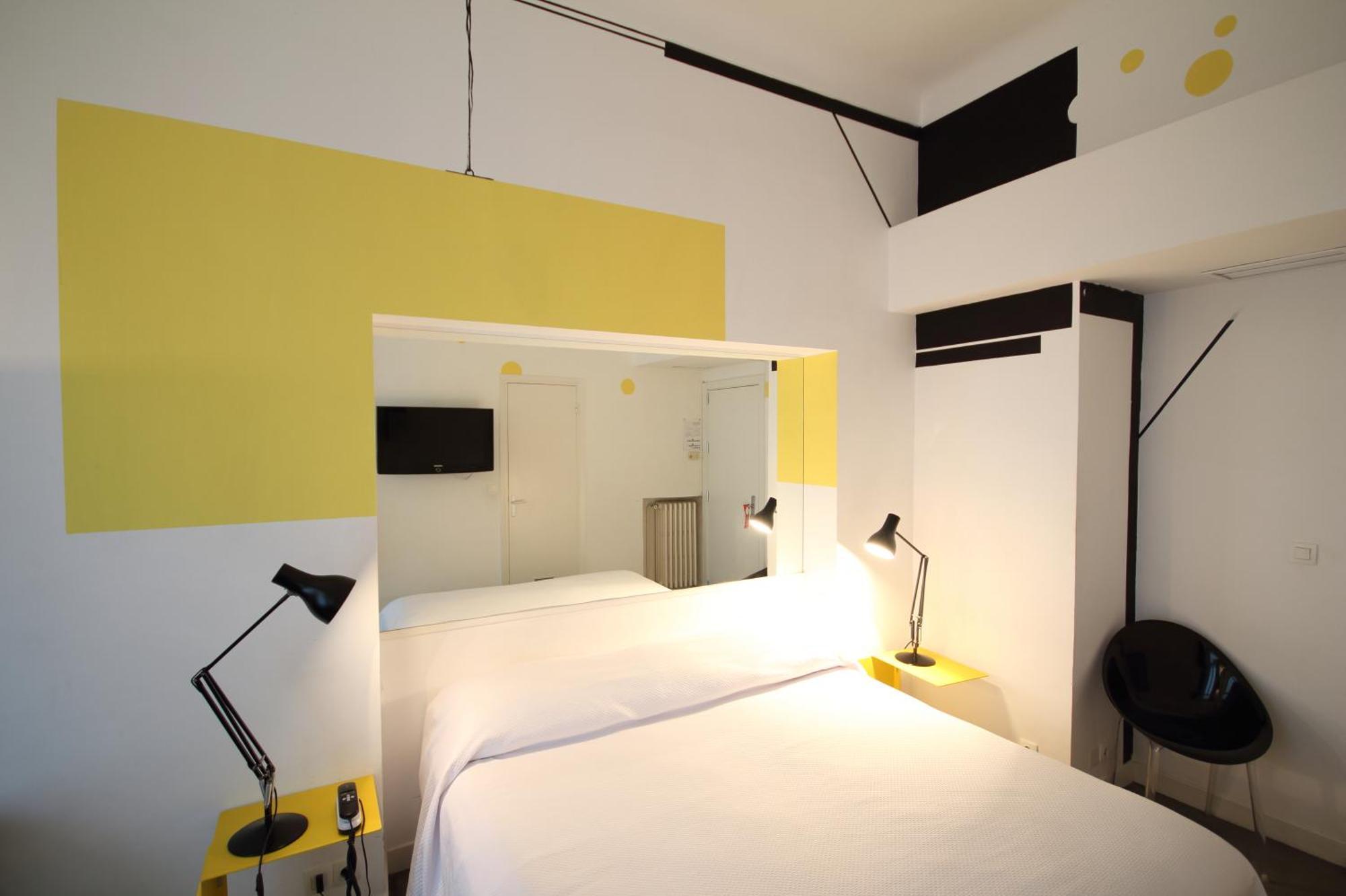 Standard Double or Twin Room Intimity