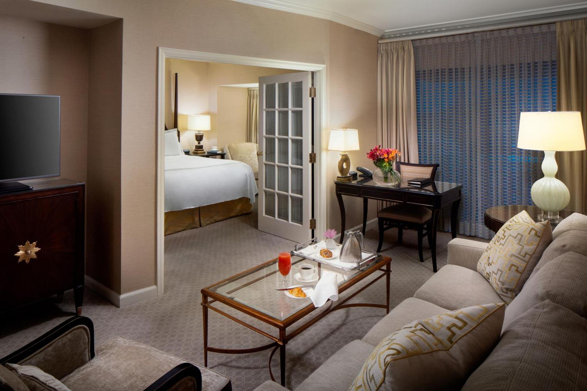 Luxury Suite