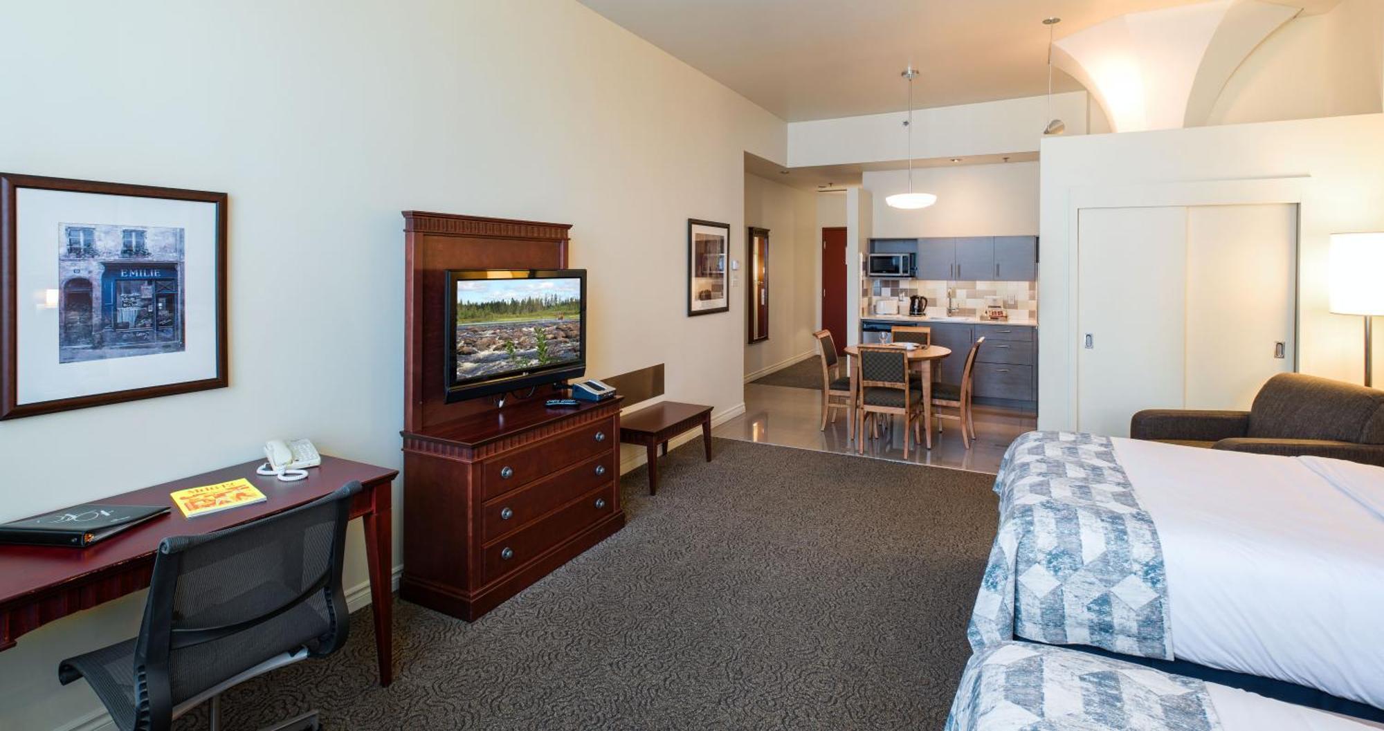 Studio Two Double Beds