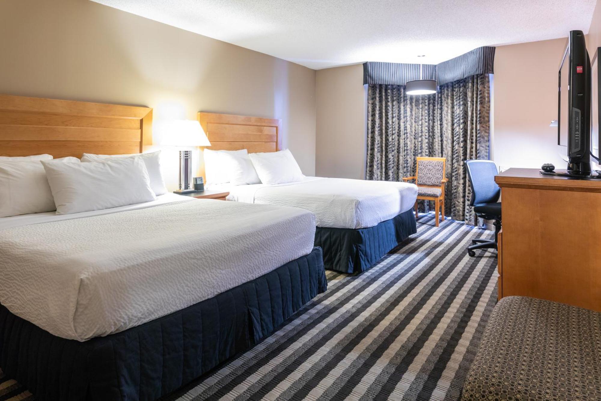 Queen Room Two Queen Beds Pet Friendly or Non-Smoking