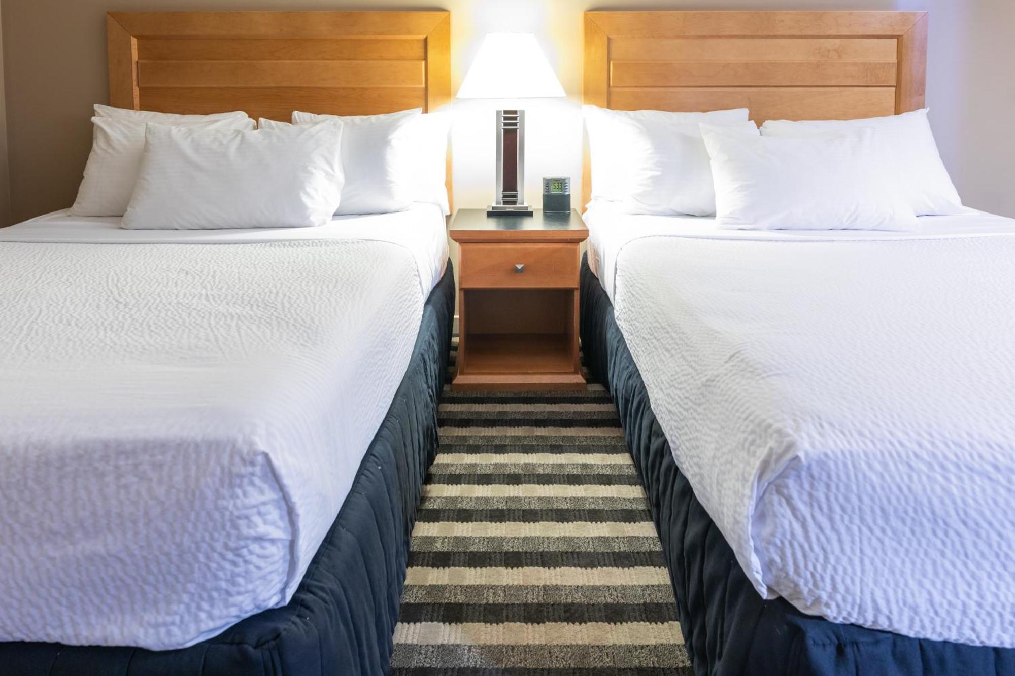 Deluxe Queen Room Two Queen Beds Non-Smoking