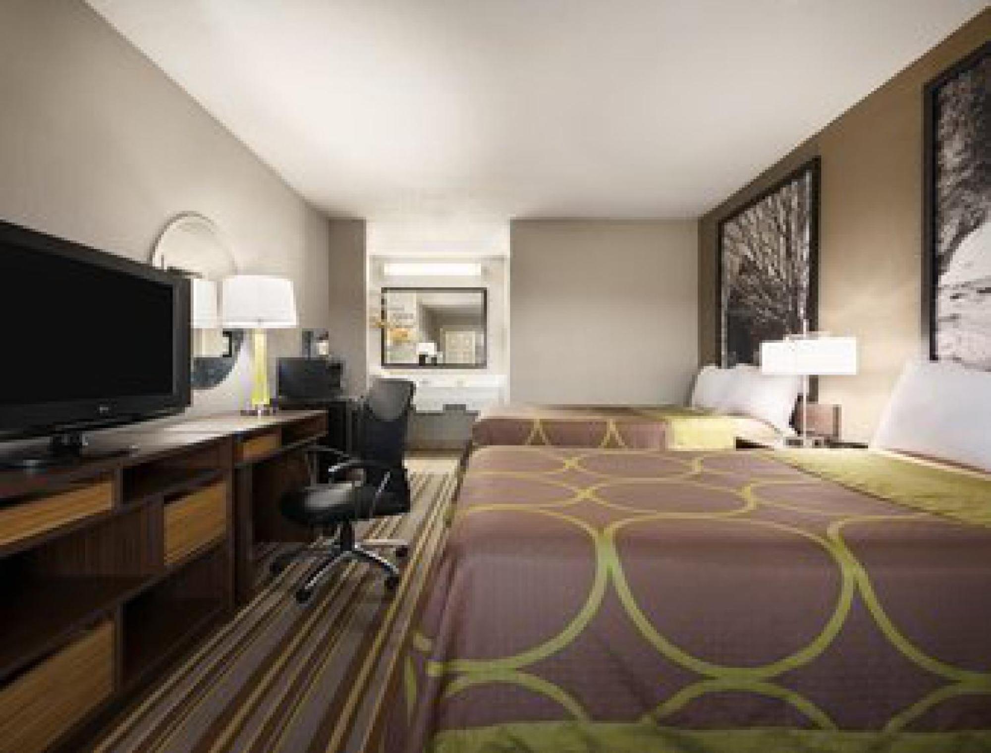 Deluxe Double Room with Two Double Beds - Non-Smoking,1278613228:JPEG