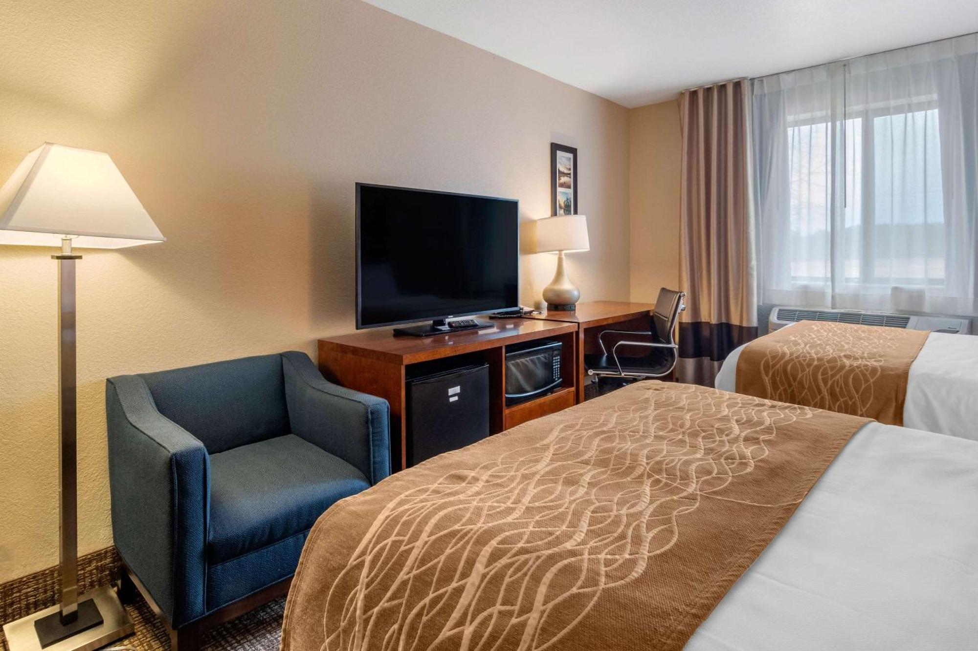 Double Room Two Double Beds Non-Smoking