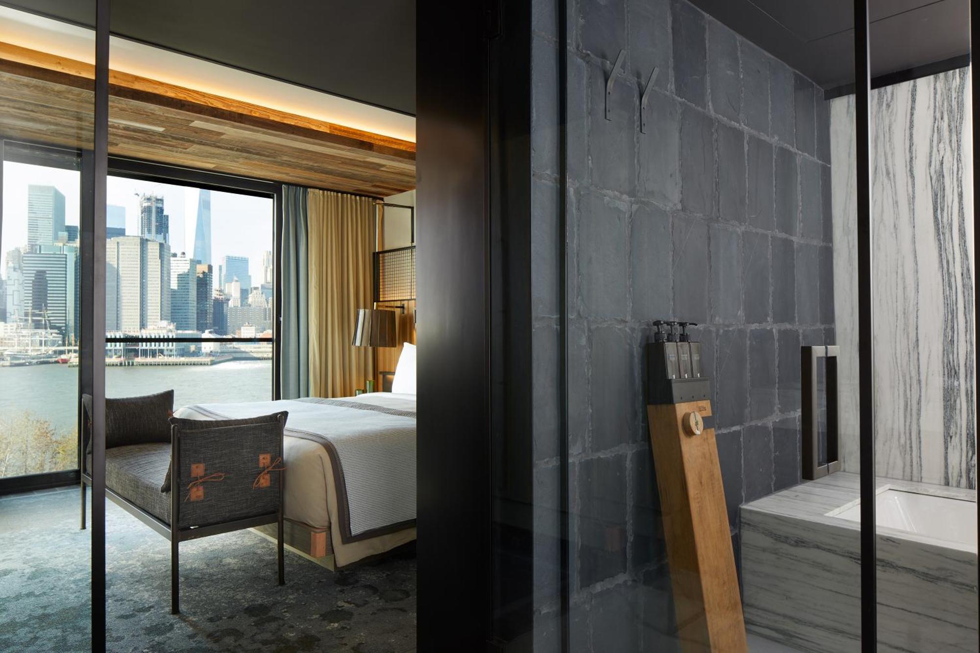 Superior Suite Skyline