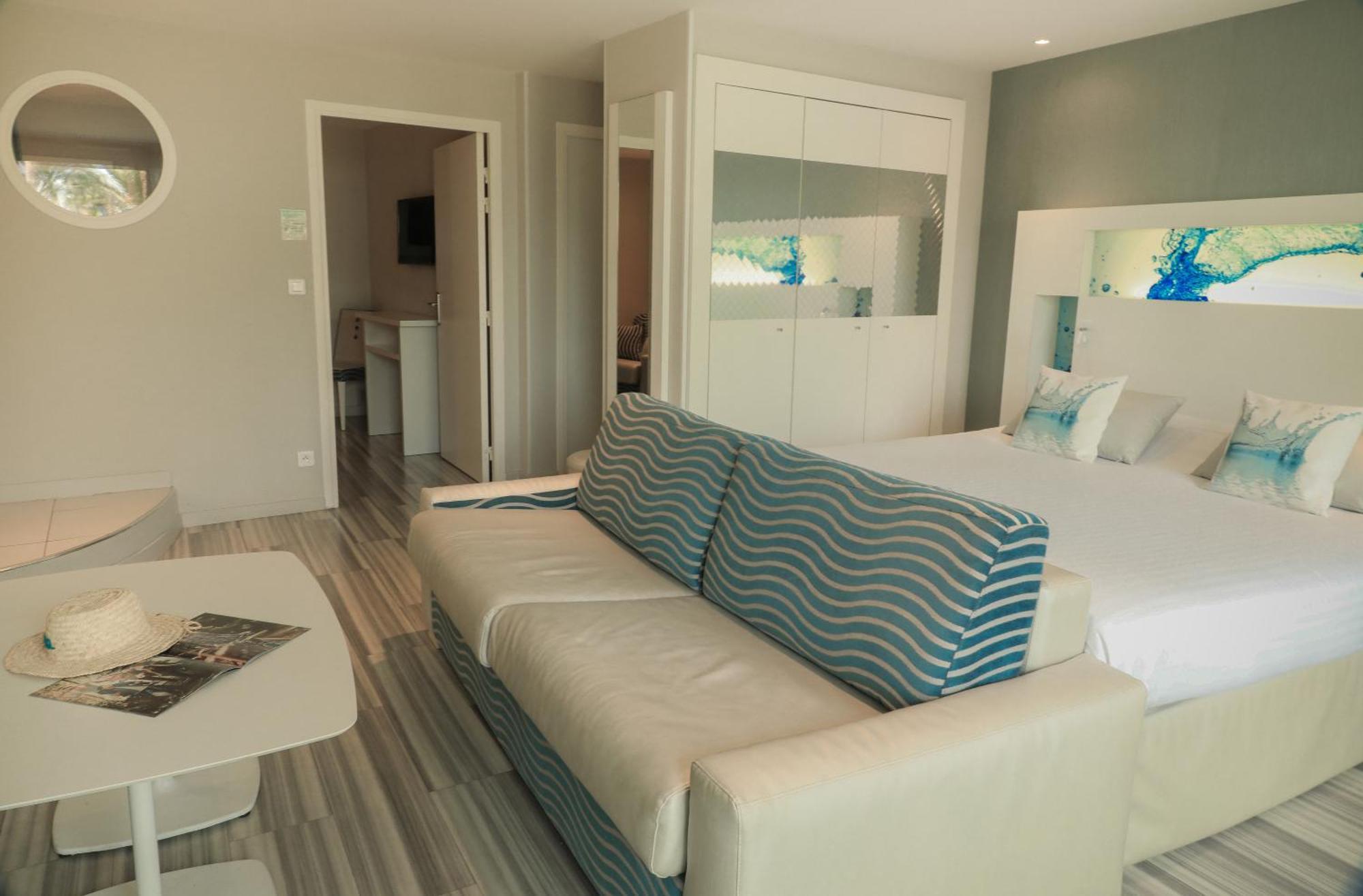 Suite with Sea View