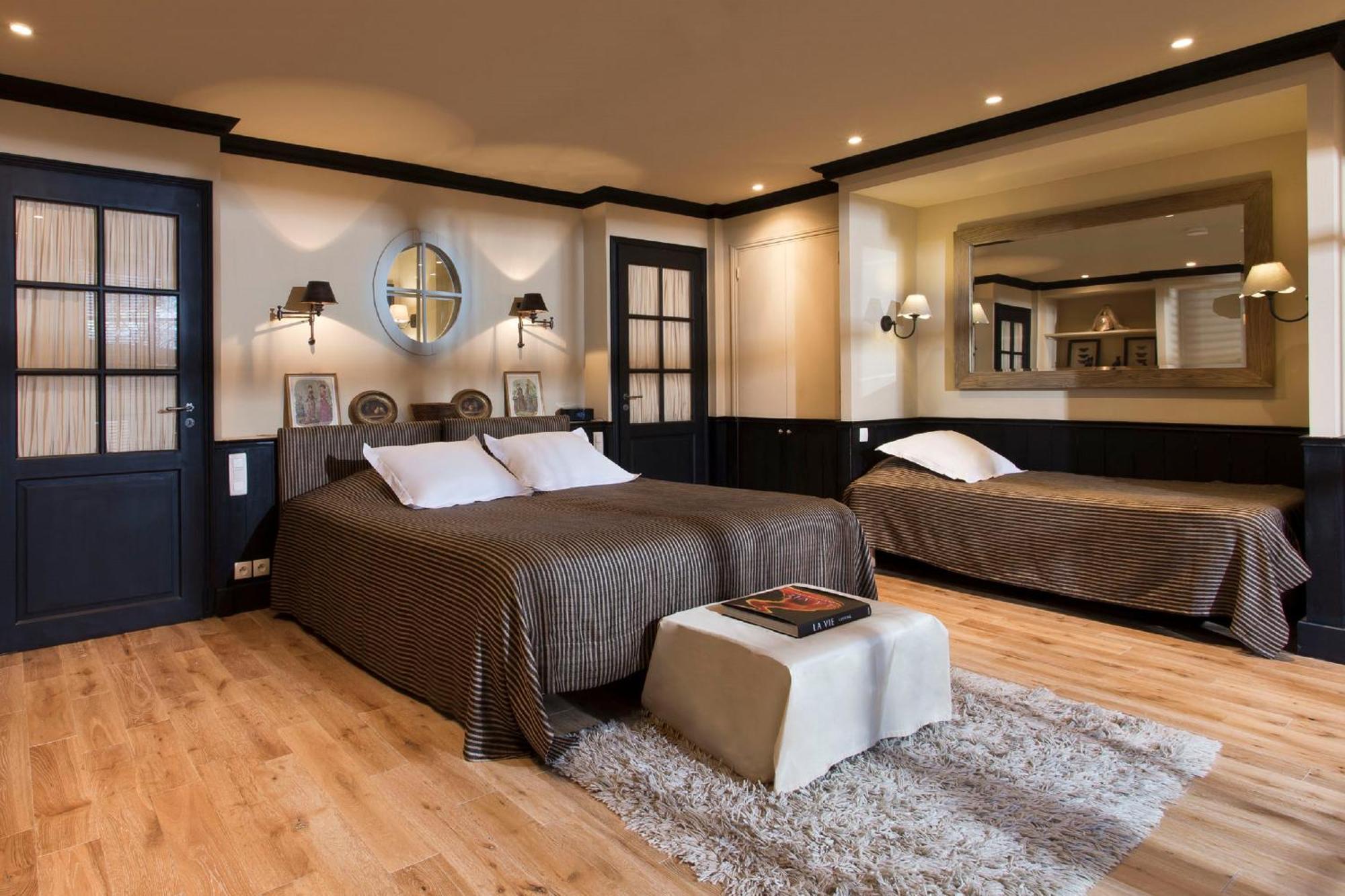 Prestige Room