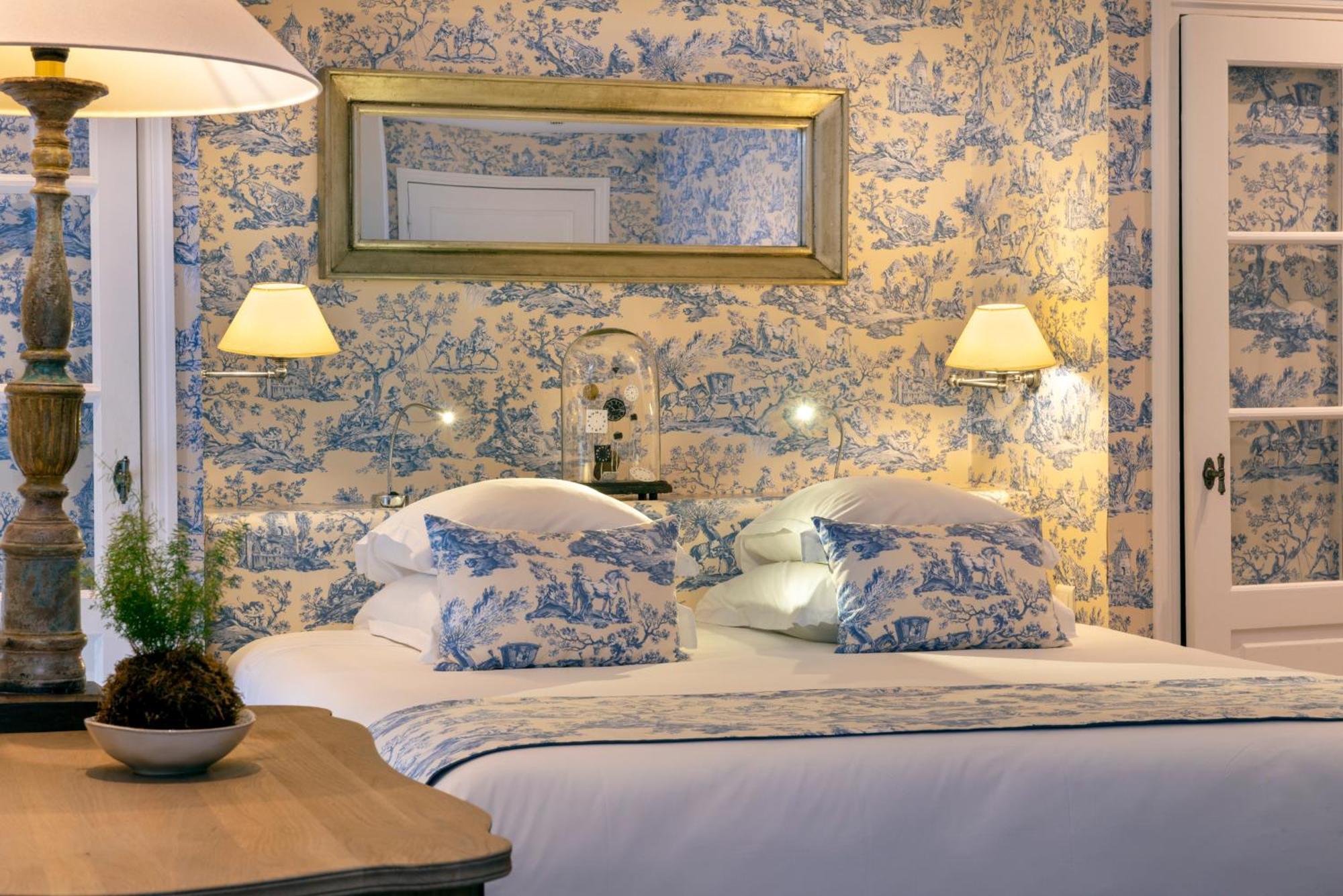 Prestige Room
