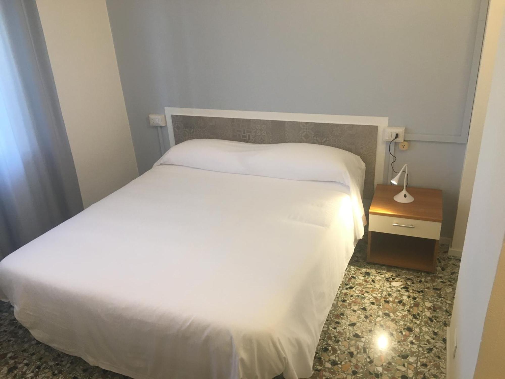 Double or Twin Room Garden View