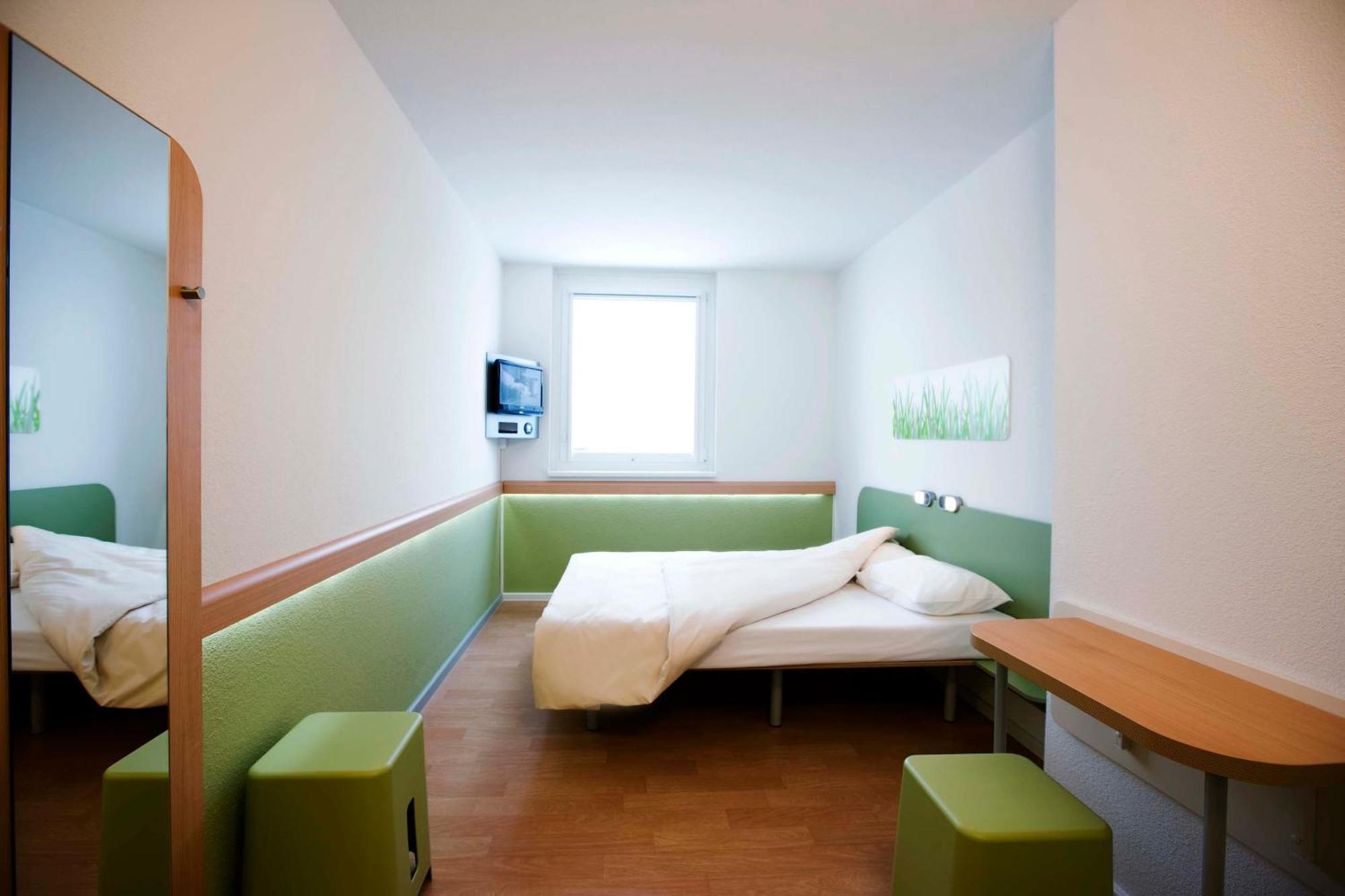 Standard Room 1 Double Bed
