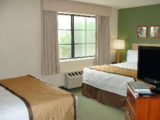 Studio 2 Queen Beds Non-Smoking