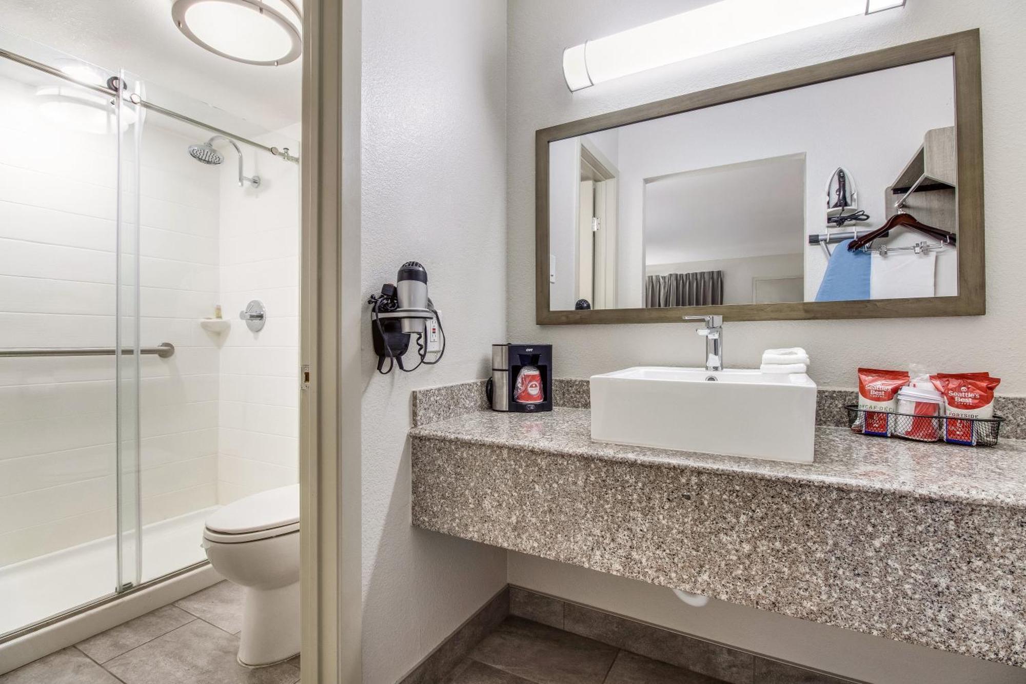 Superior Room with Two Double Beds Smoke Free