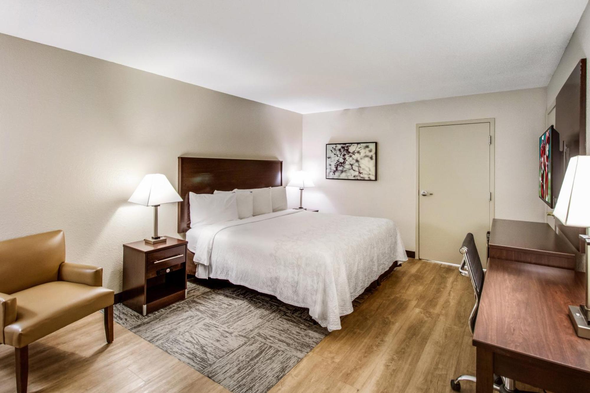 Superior King Room Disability Access Roll Shower Smoke