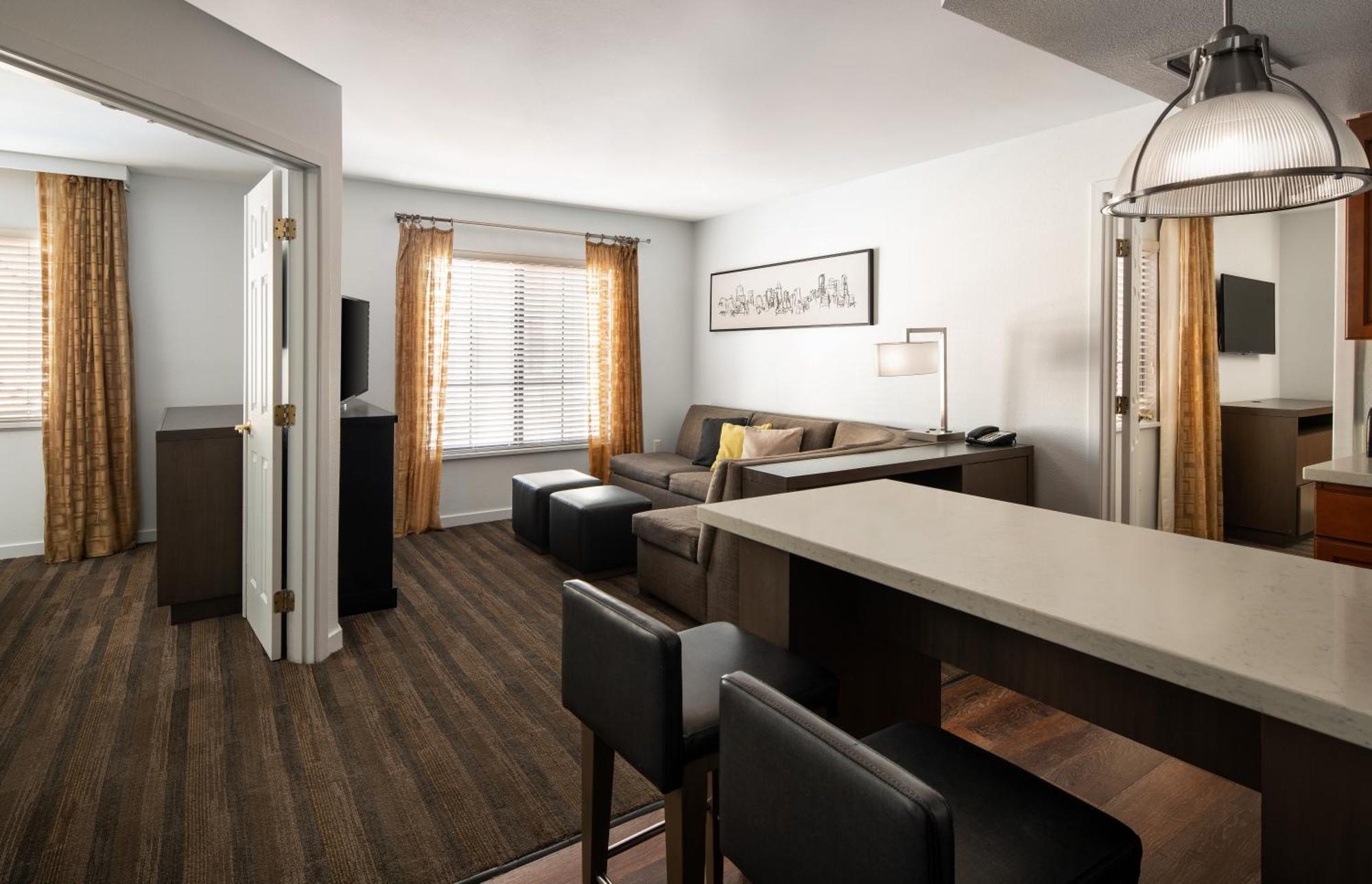 Two-Bedroom King Suite