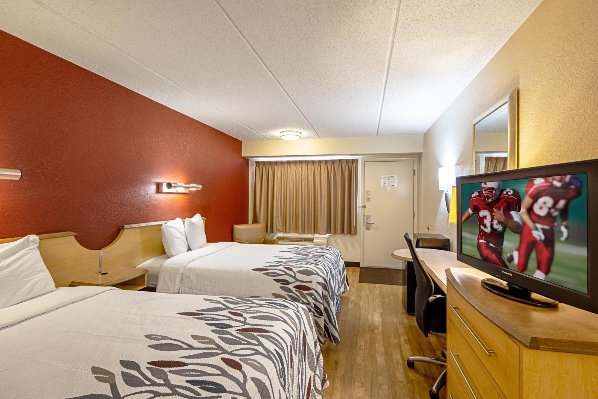 Deluxe Room Two Double Beds Disability Access First Floor Smoke,1218701968:JPEG
