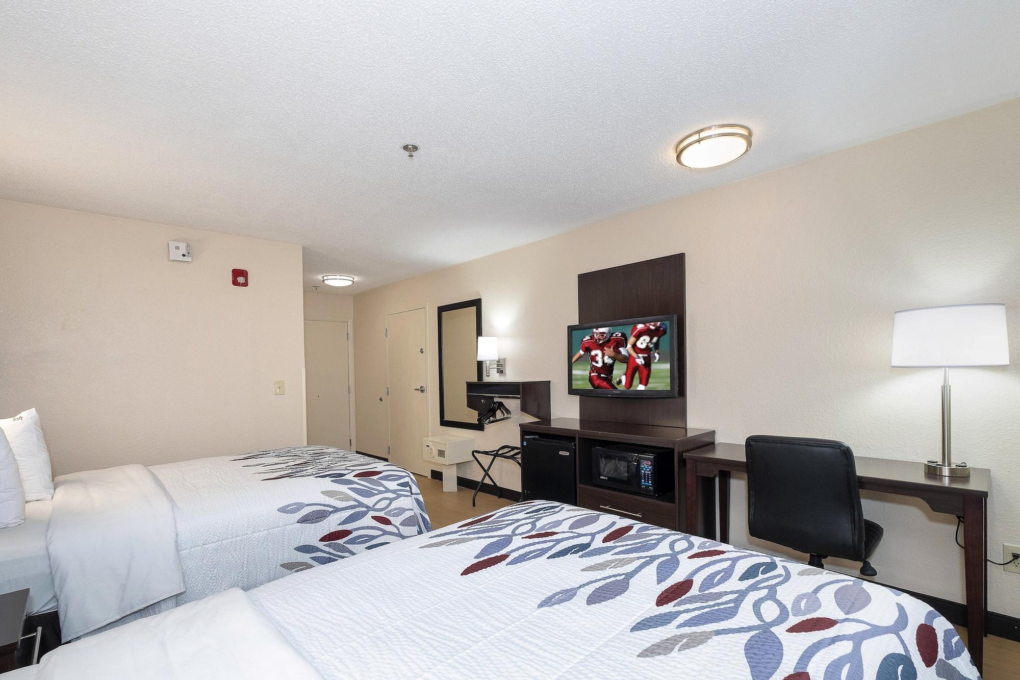 Suite Two Queen Beds Non-Smoking