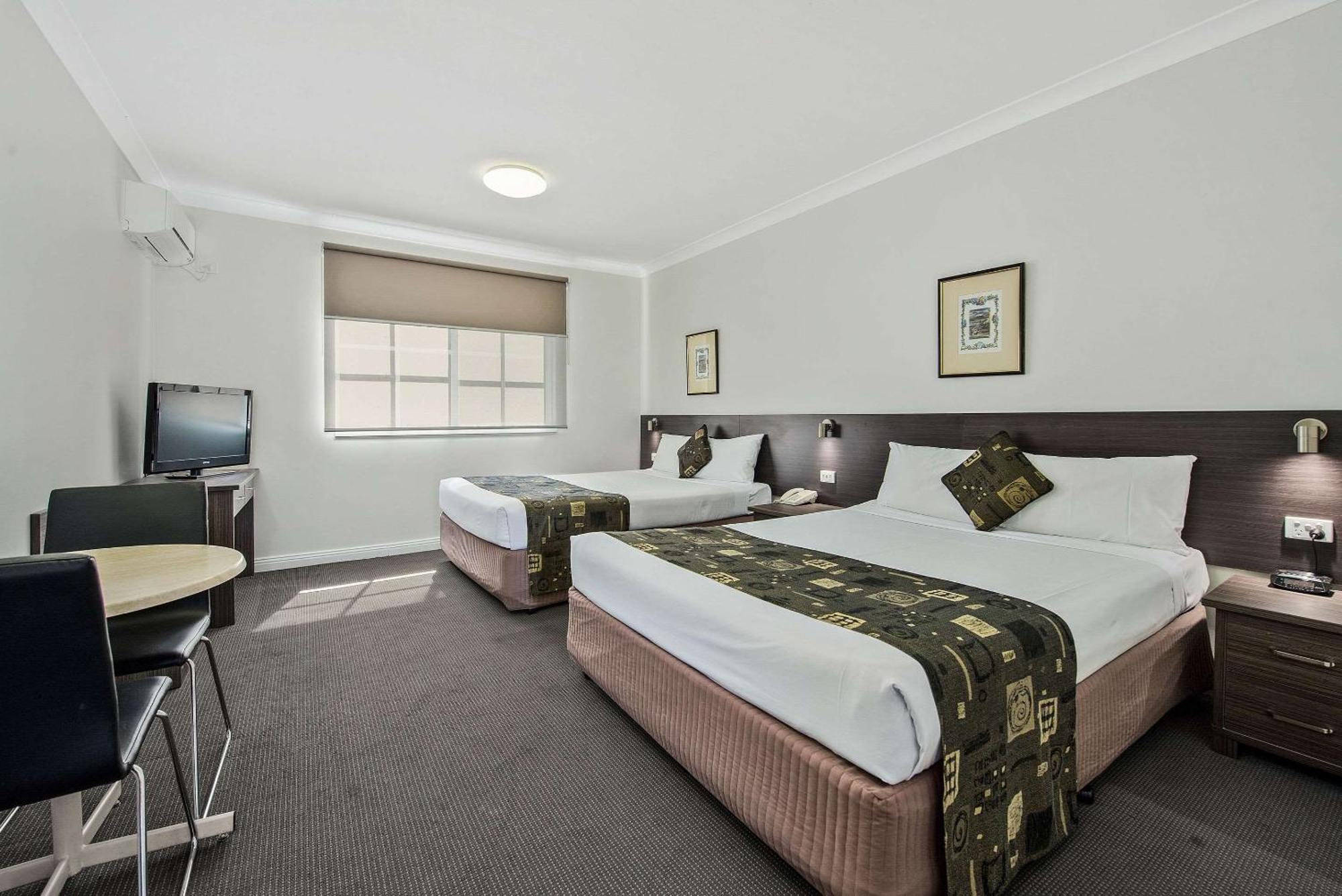 Standard Queen Room with Two Queen Beds - Non-Smoking