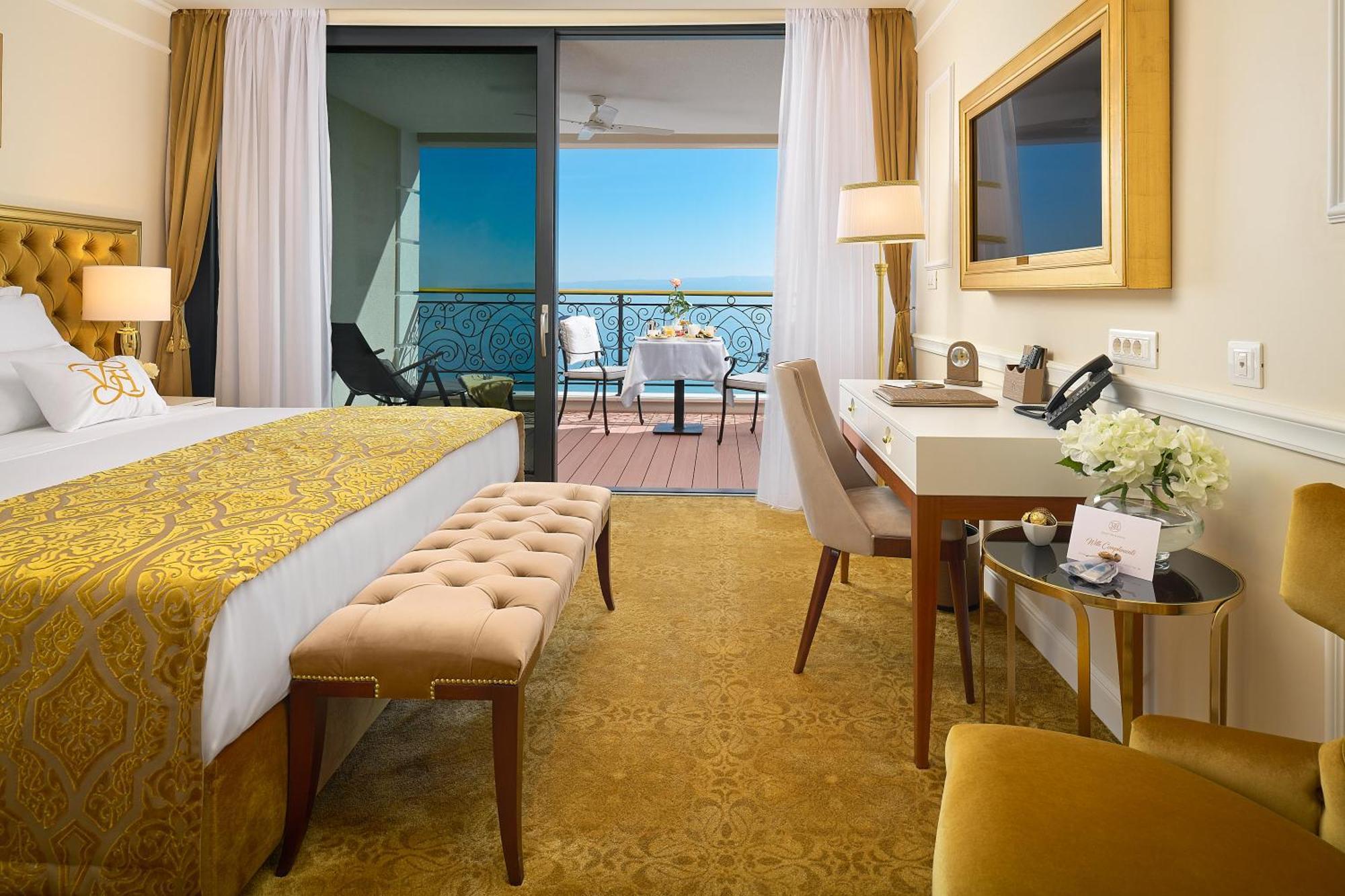 Premium Double or Twin Room Sea View