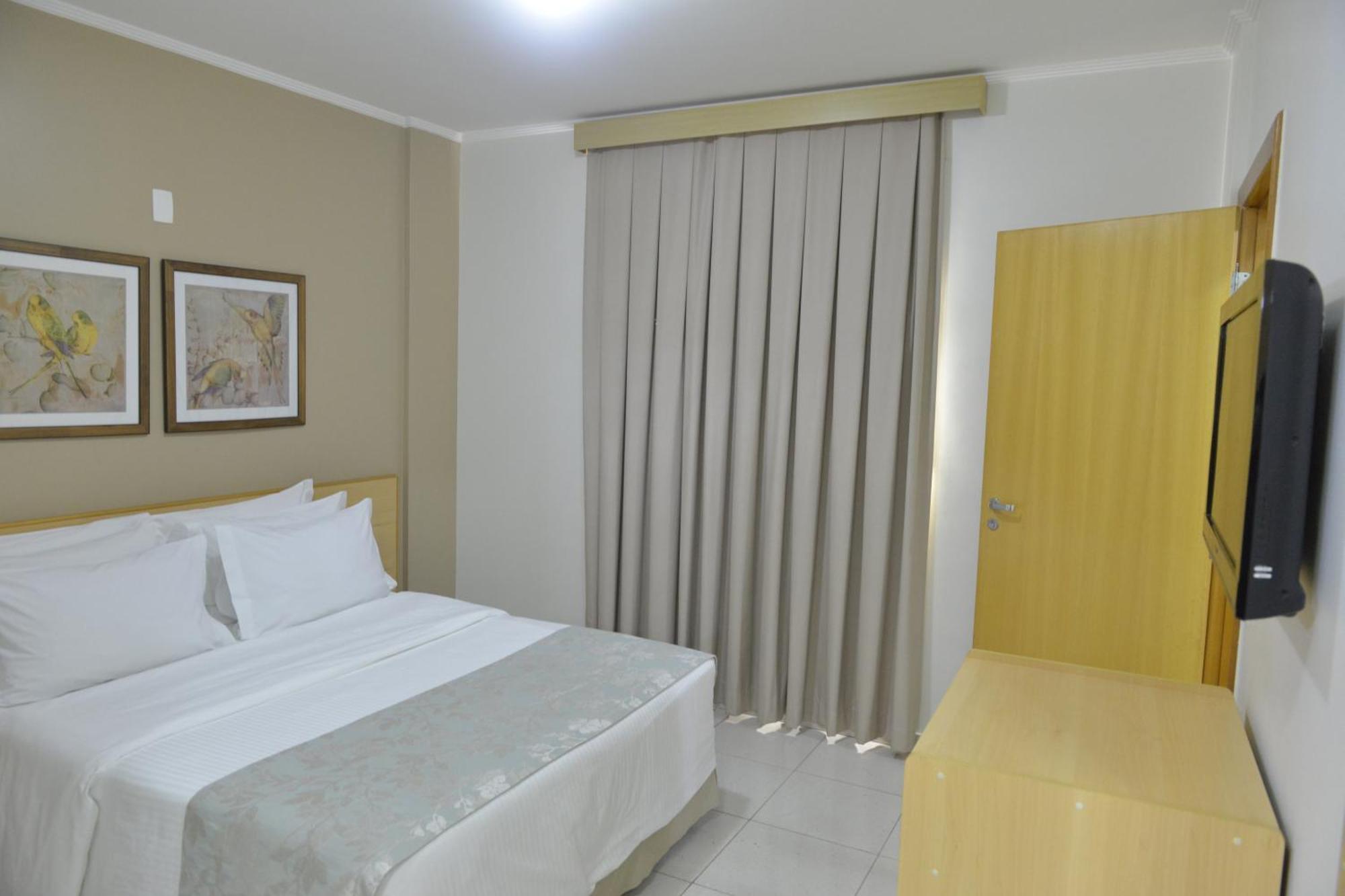 Executive Suite,1220480311:JPEG