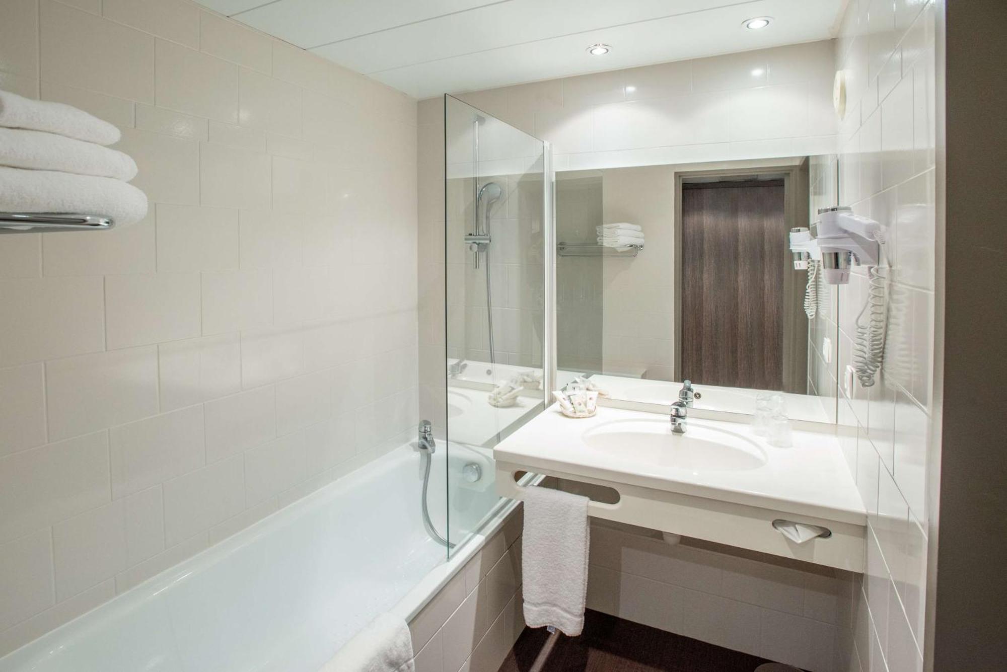 Chambre Lit Queen-Size Confort