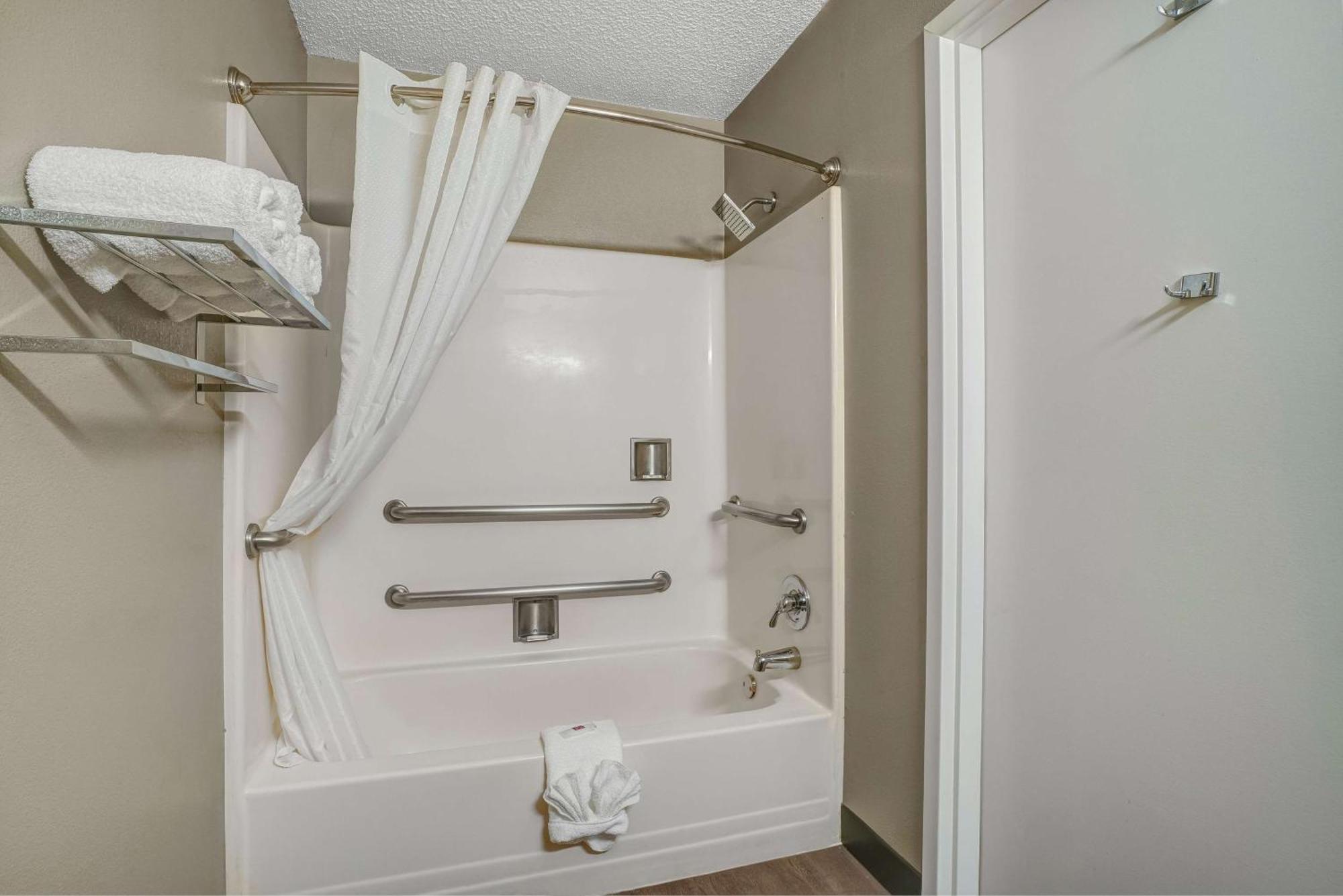 Double Room - Disability Access - Non-Smoking