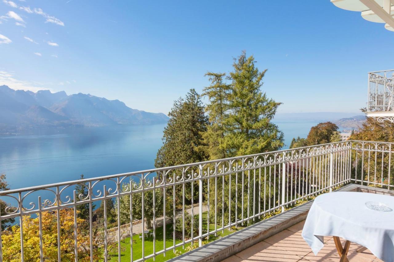 Junior Suite with Lake View