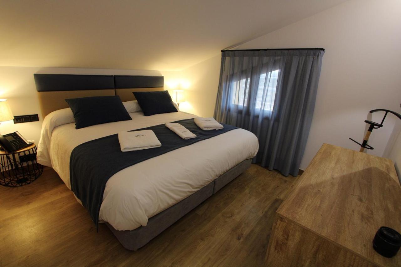 Single Standard Room