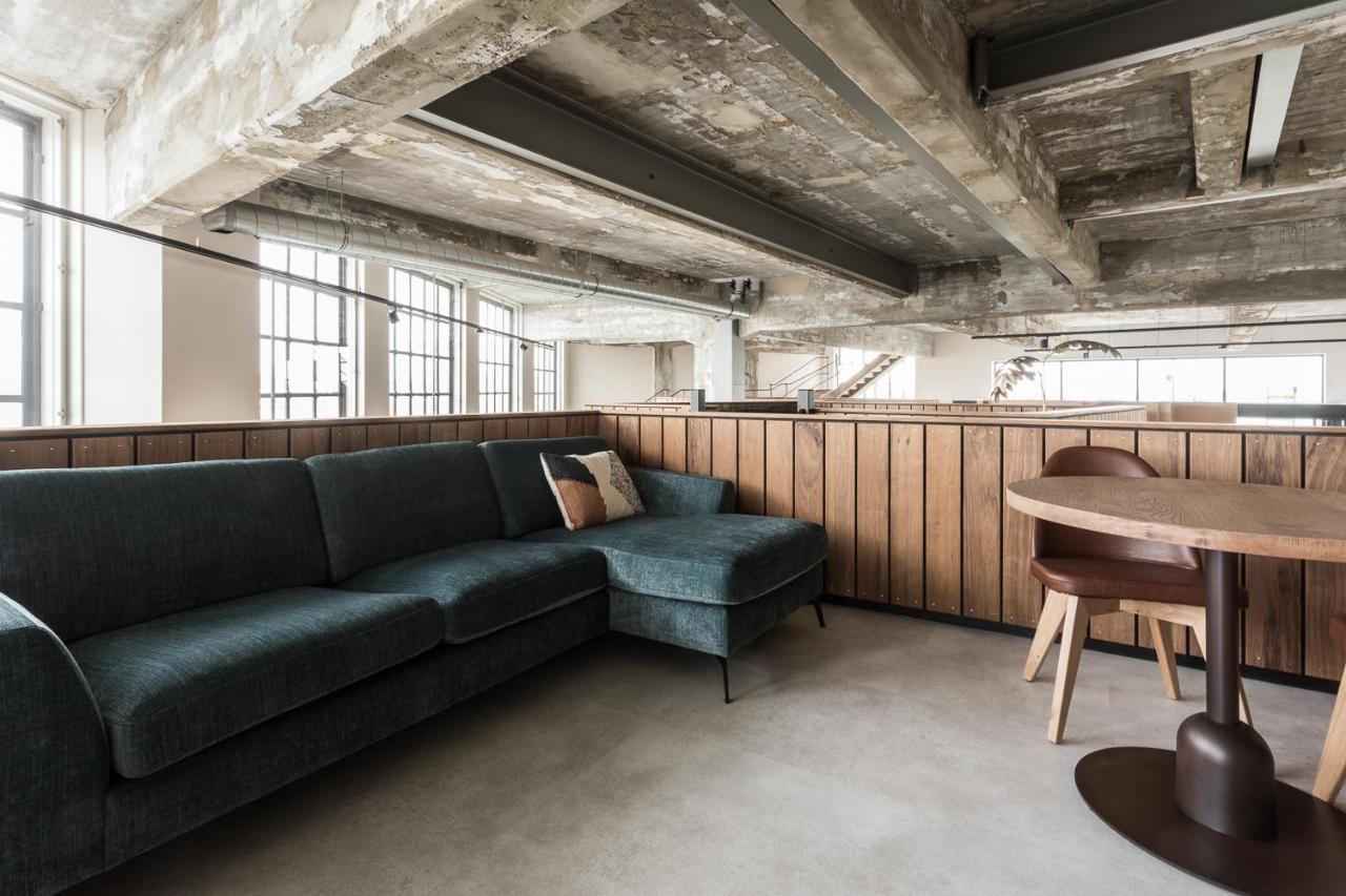 Cube indoor rooftop terrace no pets allowed