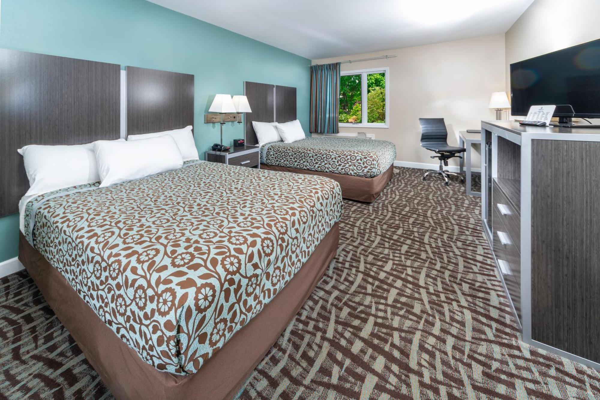 Standard Room with Two Queen Beds