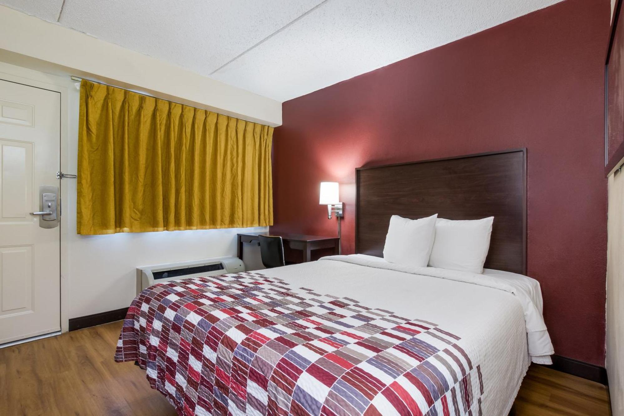 Deluxe Room with One Double Bed Non-Smoking