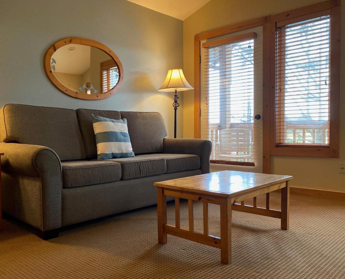 Queen Suite Sofabed 2nd Floor Pets Allowed