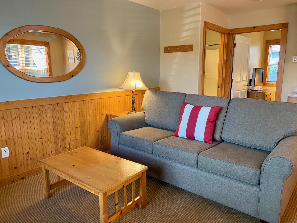 Queen Suite Sofabed 1st Floor Pets Allowed
