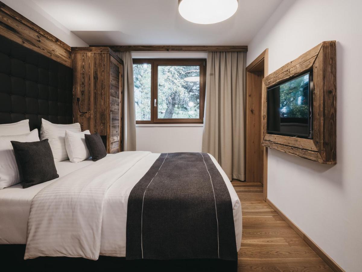 Three-Bedroom Superior Apartment