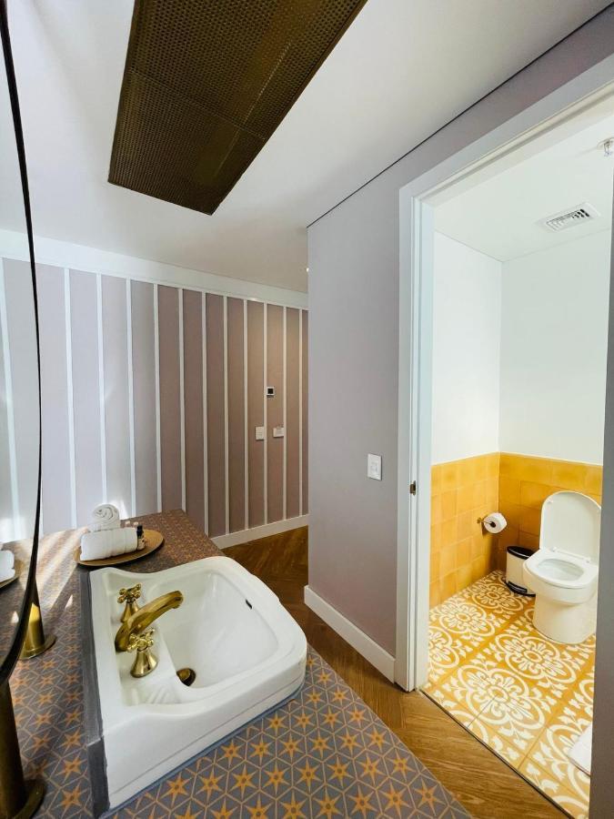 1 King Bed-Suite Studio,1550266585:JPEG