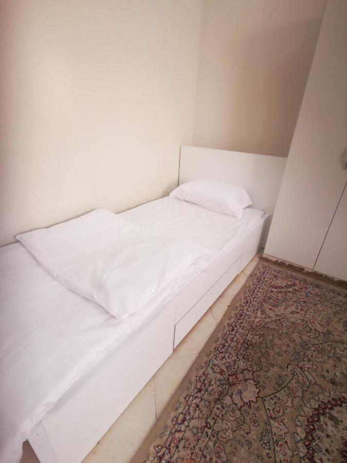 Single Bed Mixed Dormitory Room